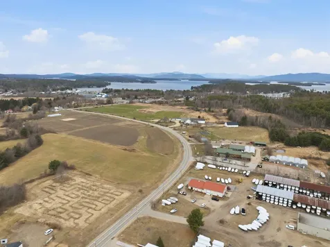 15 Henderson Road Gilford NH 03249