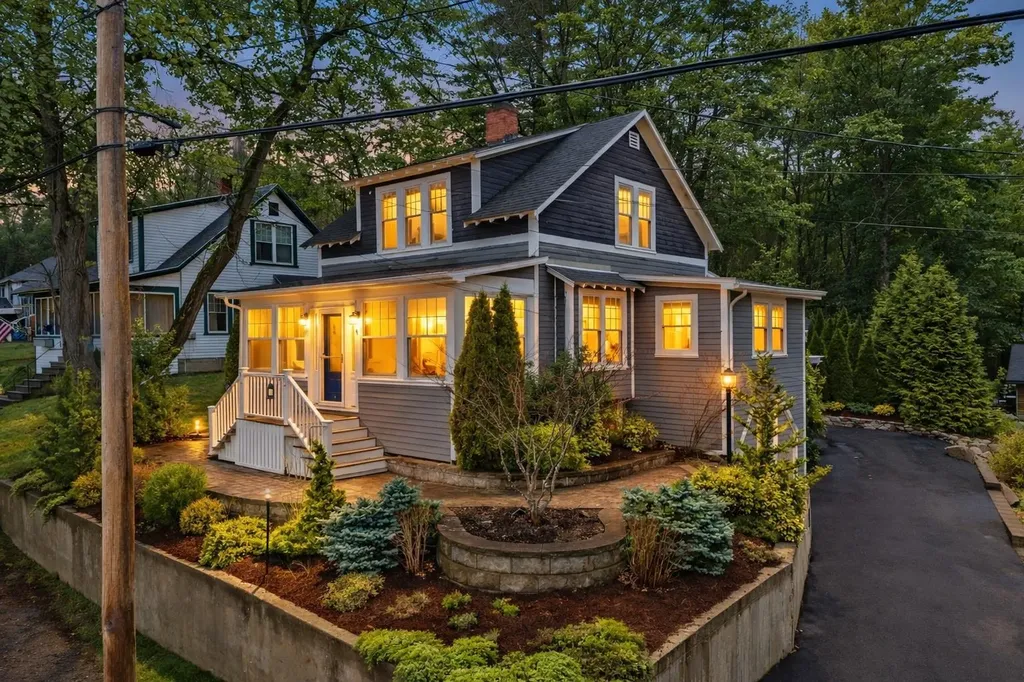 11 Woodbury Street Keene NH 03431