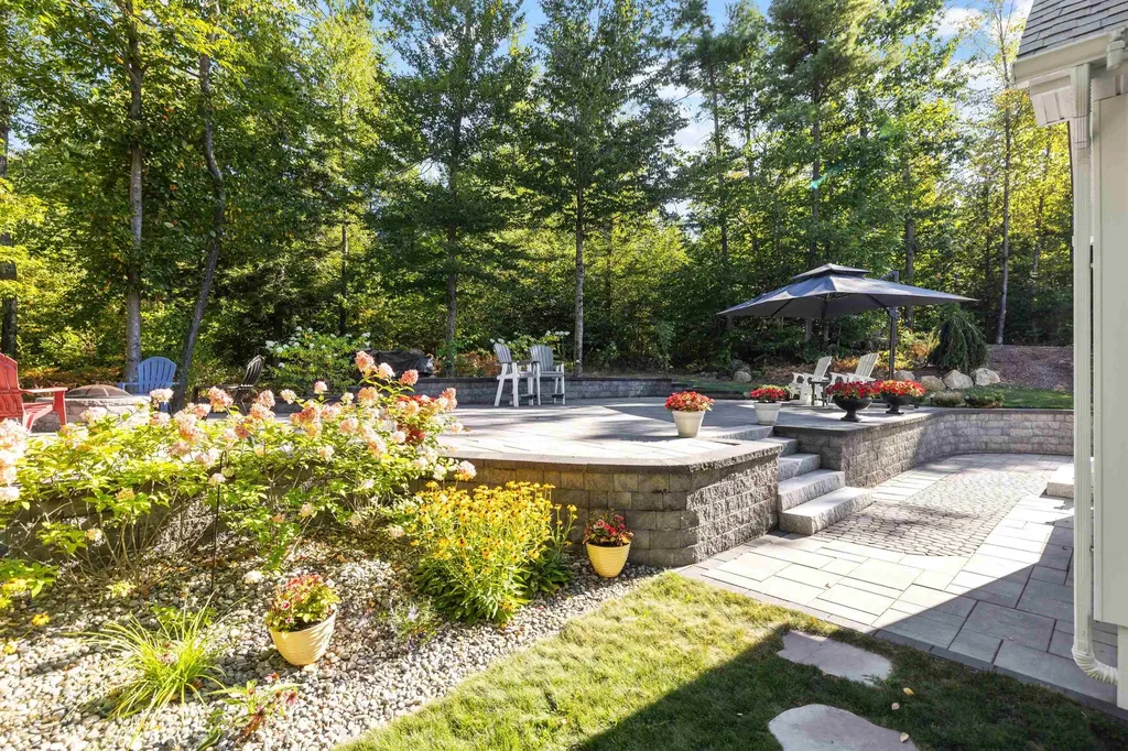 68 Sterling Drive Laconia NH 03246