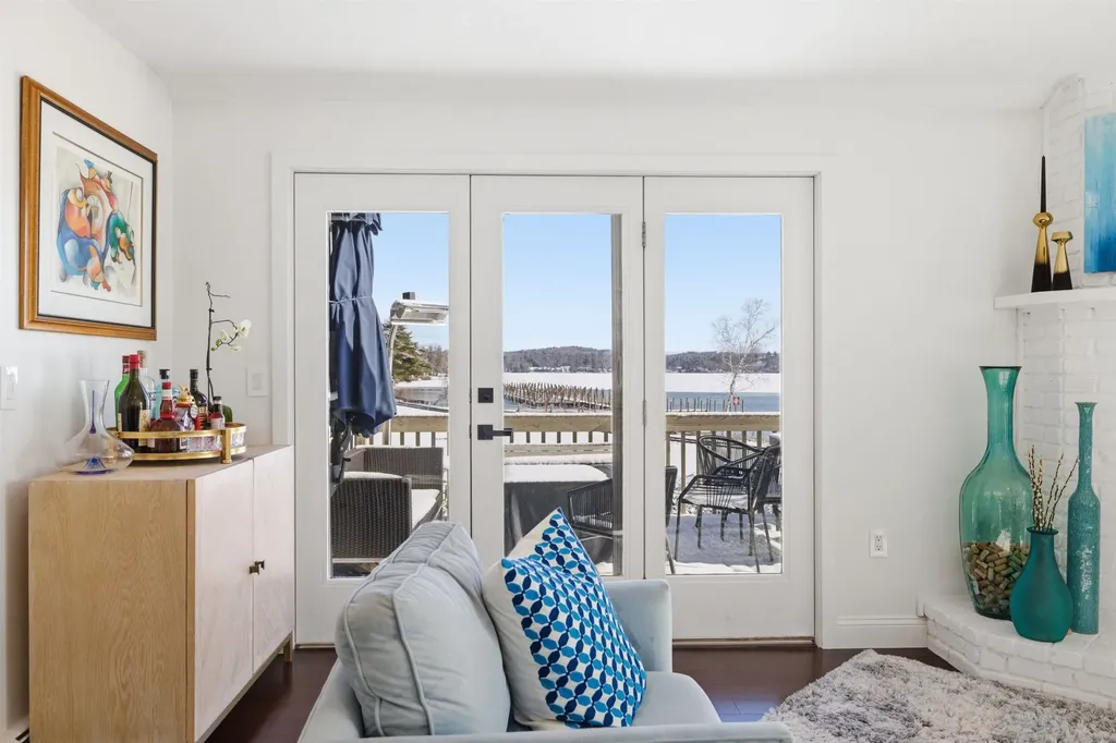 38 Crane Circle Laconia NH 03246