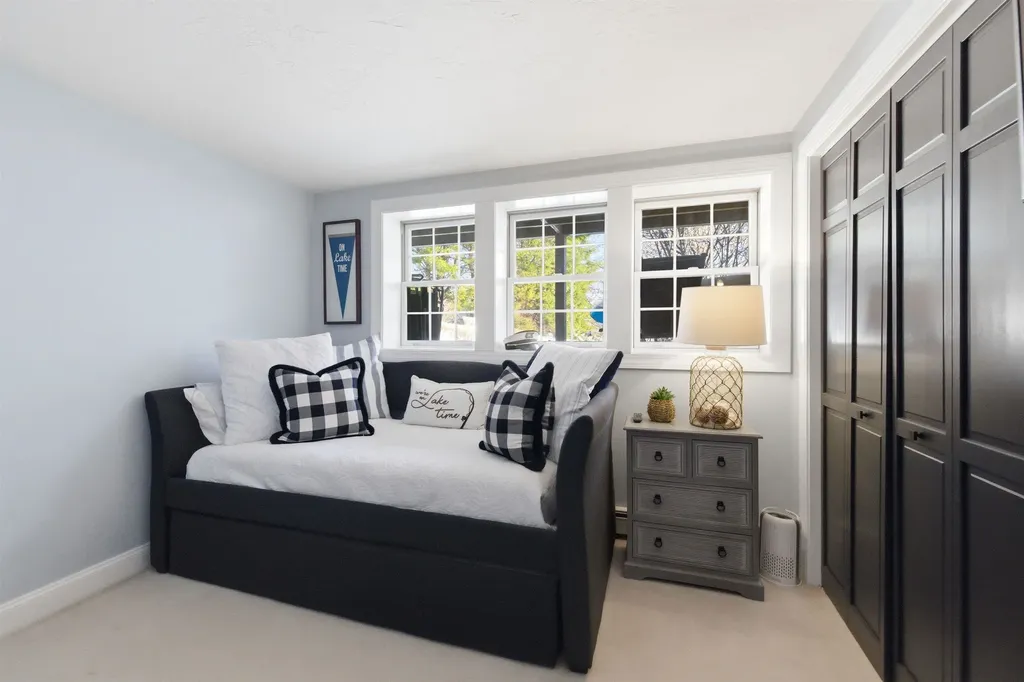38 Crane Circle Laconia NH 03246