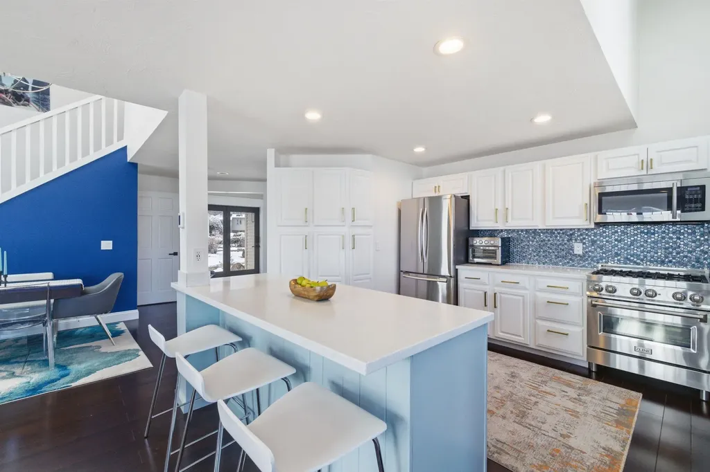 38 Crane Circle Laconia NH 03246