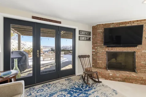 38 Crane Circle Laconia NH 03246