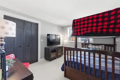 38 Crane Circle Laconia NH 03246