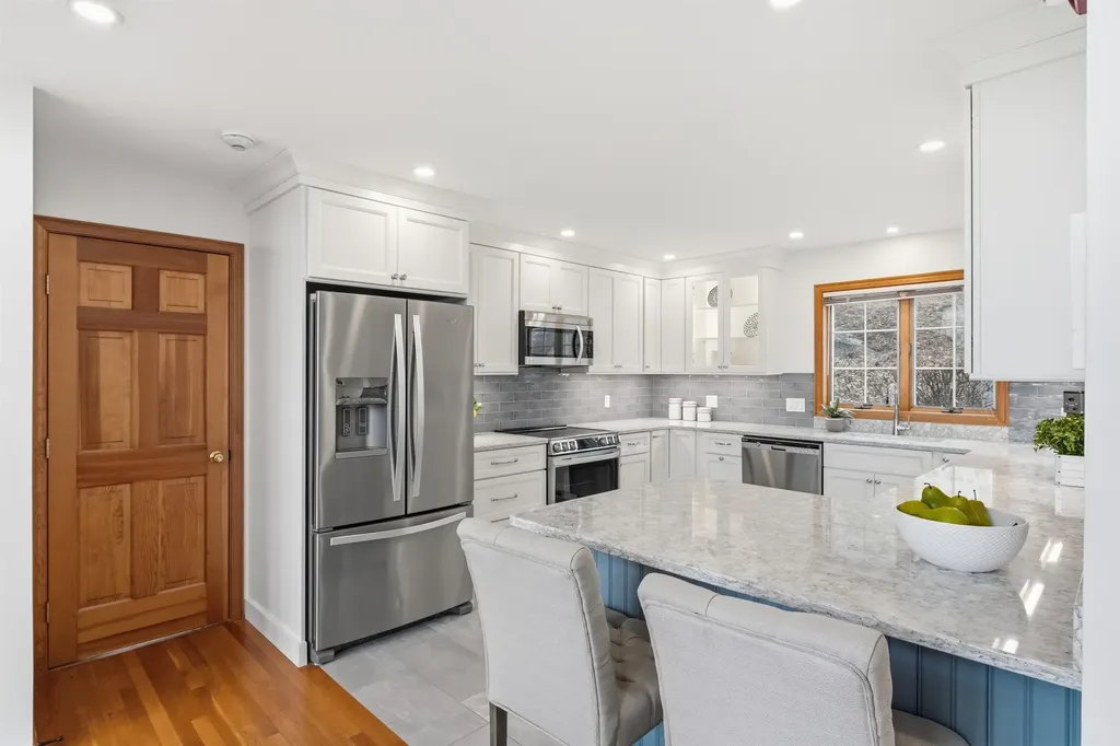 23 Rose Point Laconia NH 03246