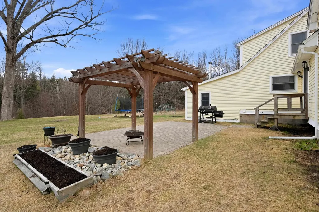 1160 Nelson Road Nelson NH 03457