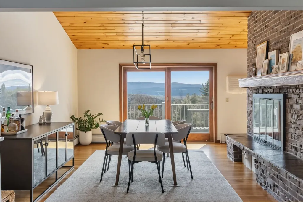 746 Pattrell Road Norwich VT 05055