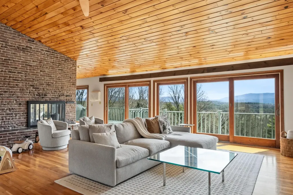 746 Pattrell Road Norwich VT 05055