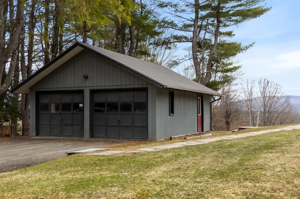 746 Pattrell Road Norwich VT 05055