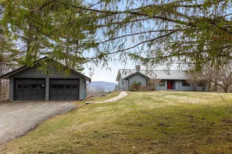 746 Pattrell Road Norwich VT 05055