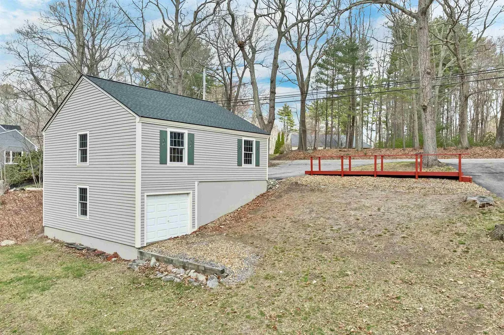 716 Exeter Road Hampton NH 03842