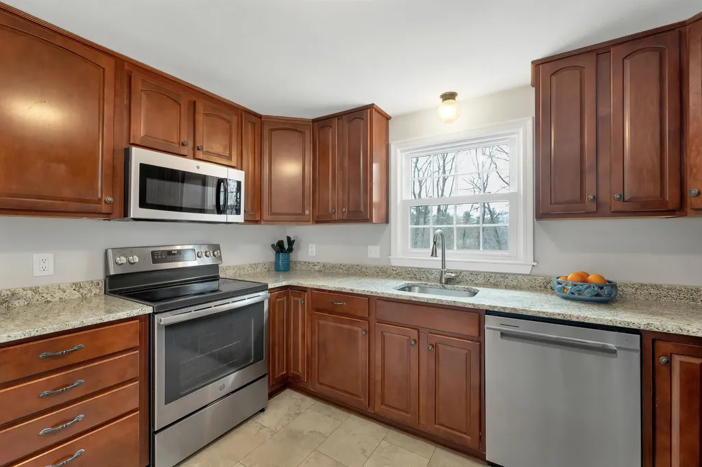 716 Exeter Road Hampton NH 03842