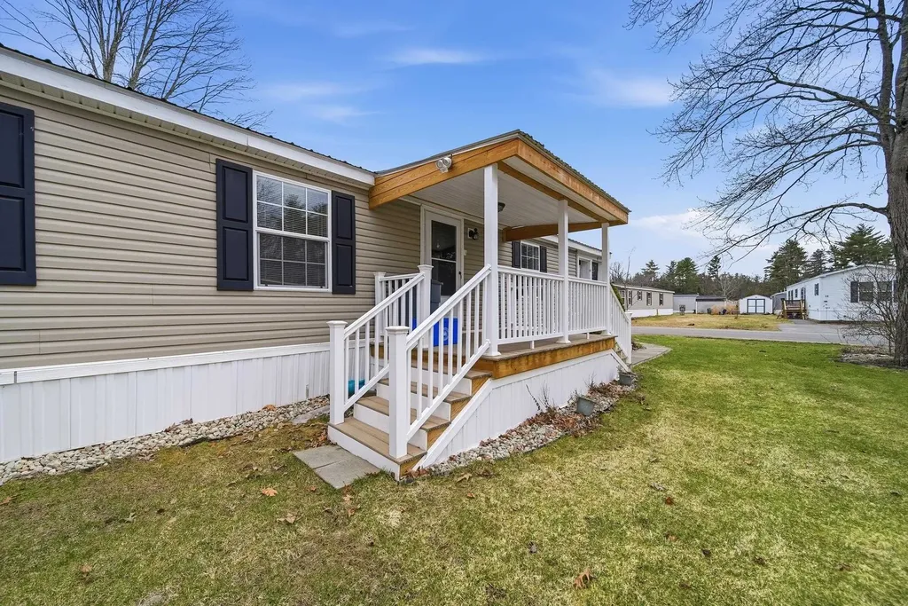 36 N Emperor Drive Concord NH 03303