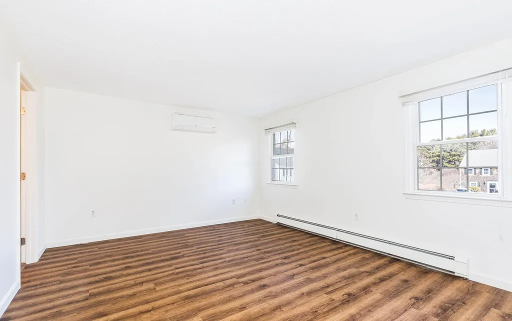 1275 Maplewood Avenue Portsmouth NH 03833