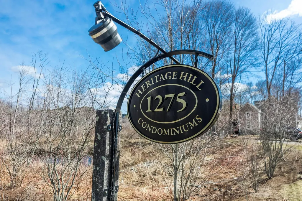 1275 Maplewood Avenue Portsmouth NH 03833