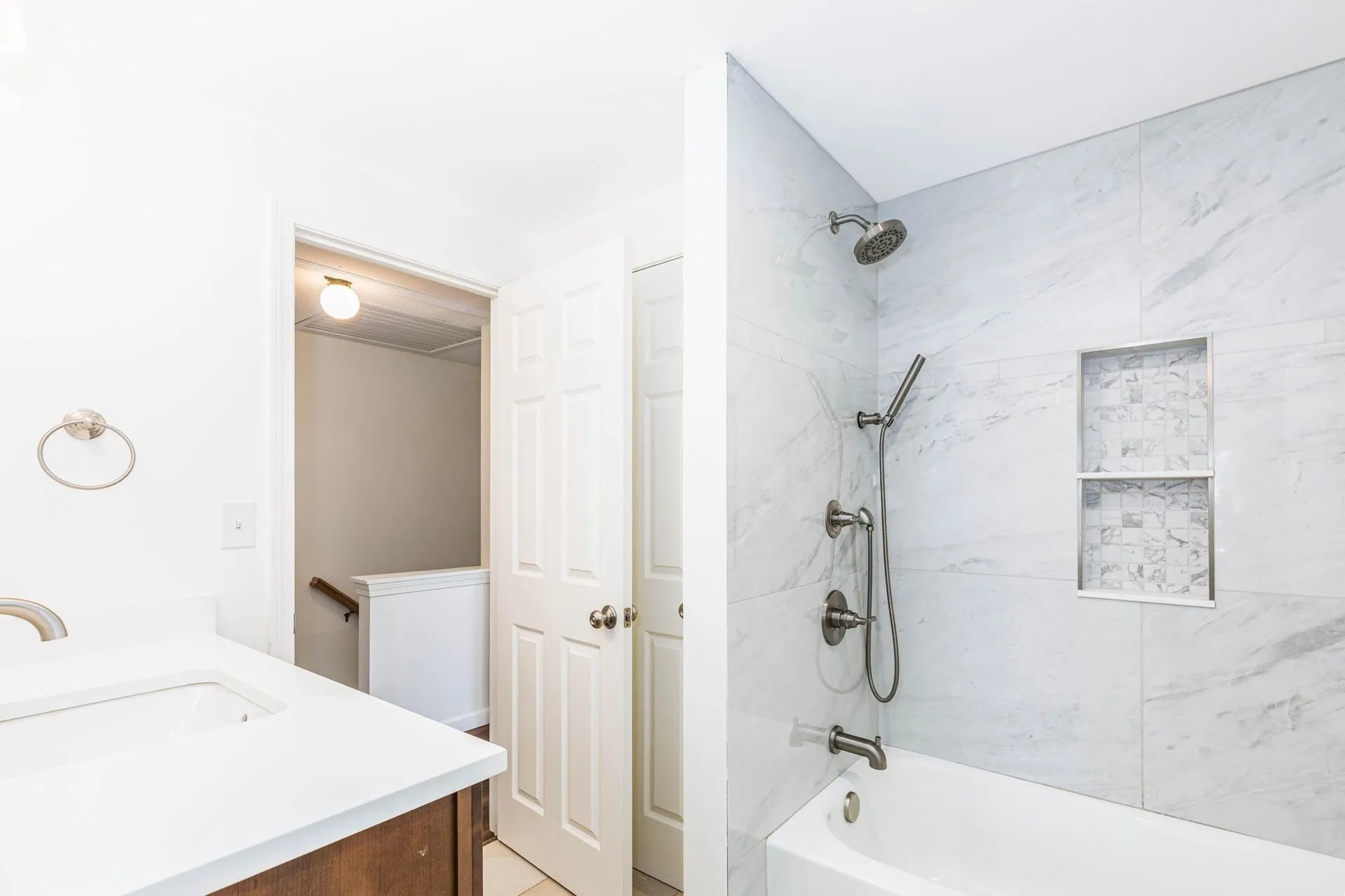 1275 Maplewood Avenue Portsmouth NH 03833