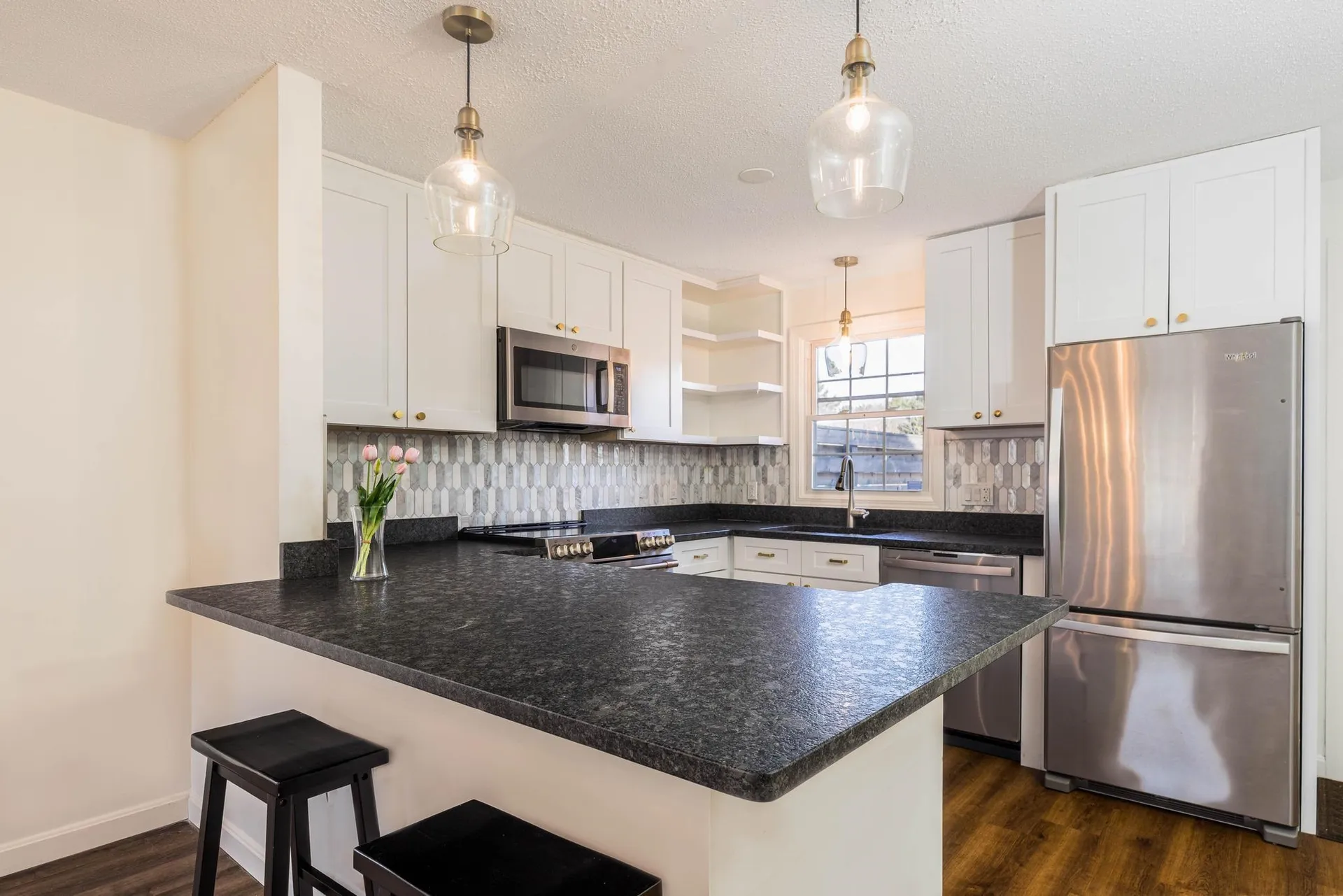 1275 Maplewood Avenue Portsmouth NH 03833