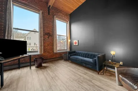 125 Main Street Newmarket NH 03857