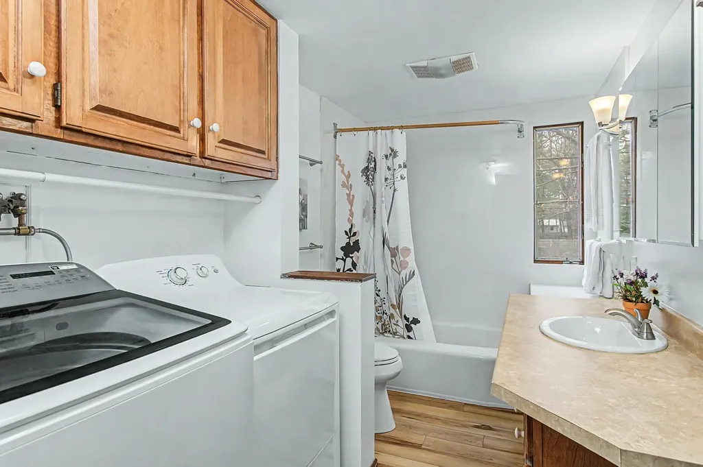 6 Clover Street South Burlington VT 05403
