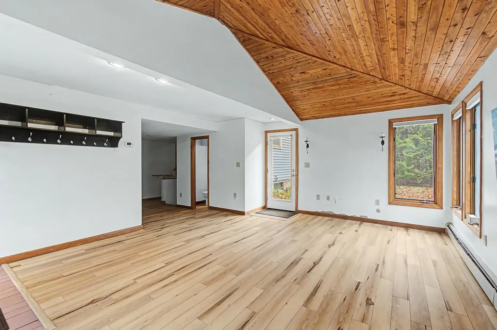 6 Clover Street South Burlington VT 05403
