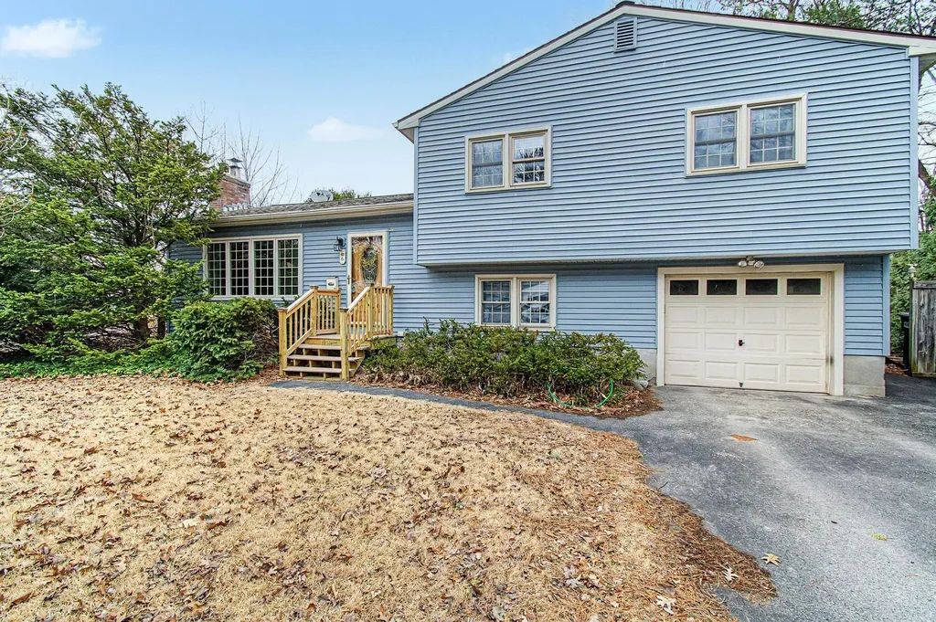 6 Clover Street South Burlington VT 05403
