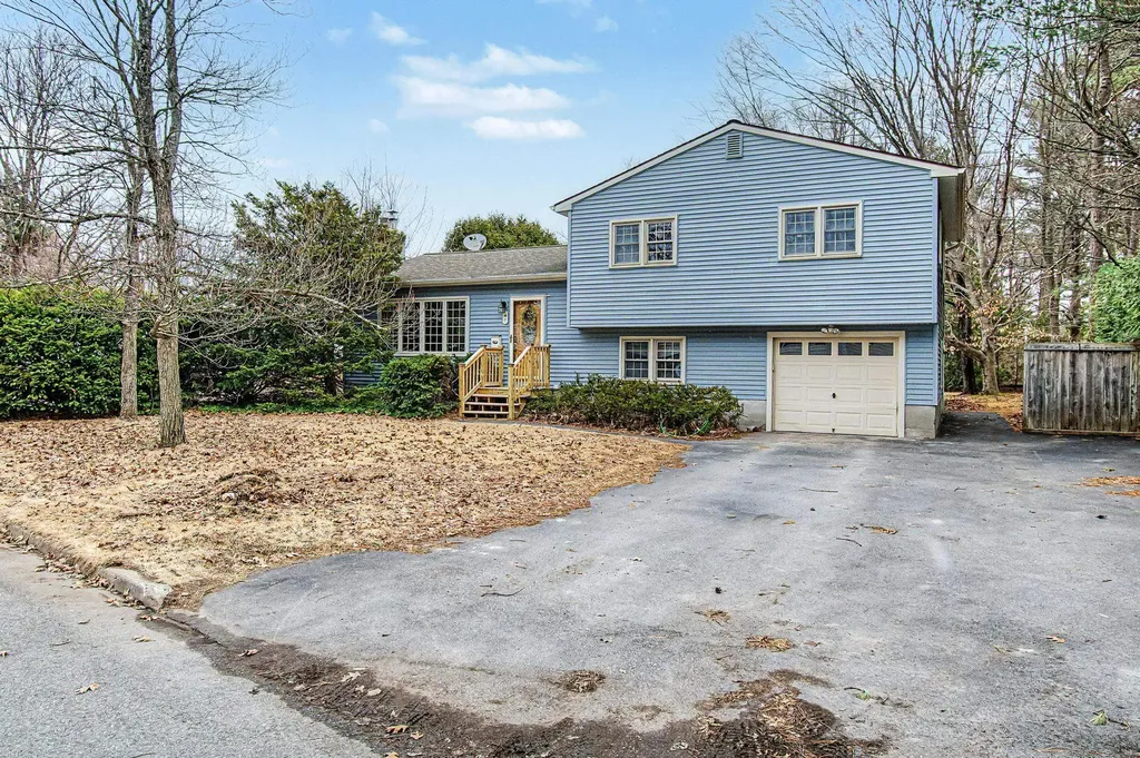 6 Clover Street South Burlington VT 05403