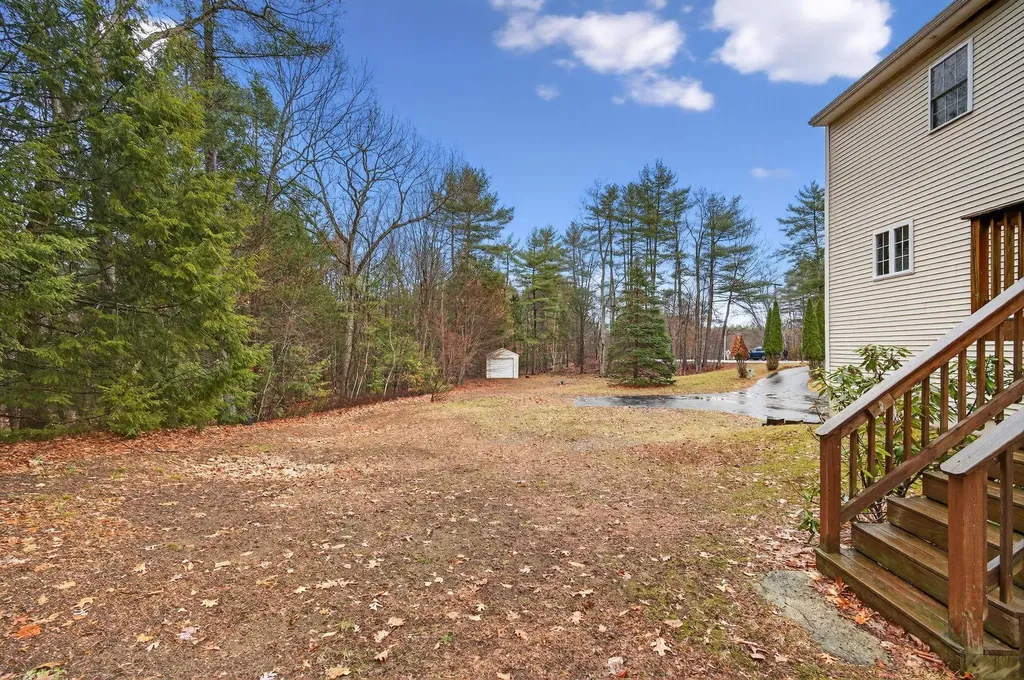 15 Scribner Road Fremont NH 03044