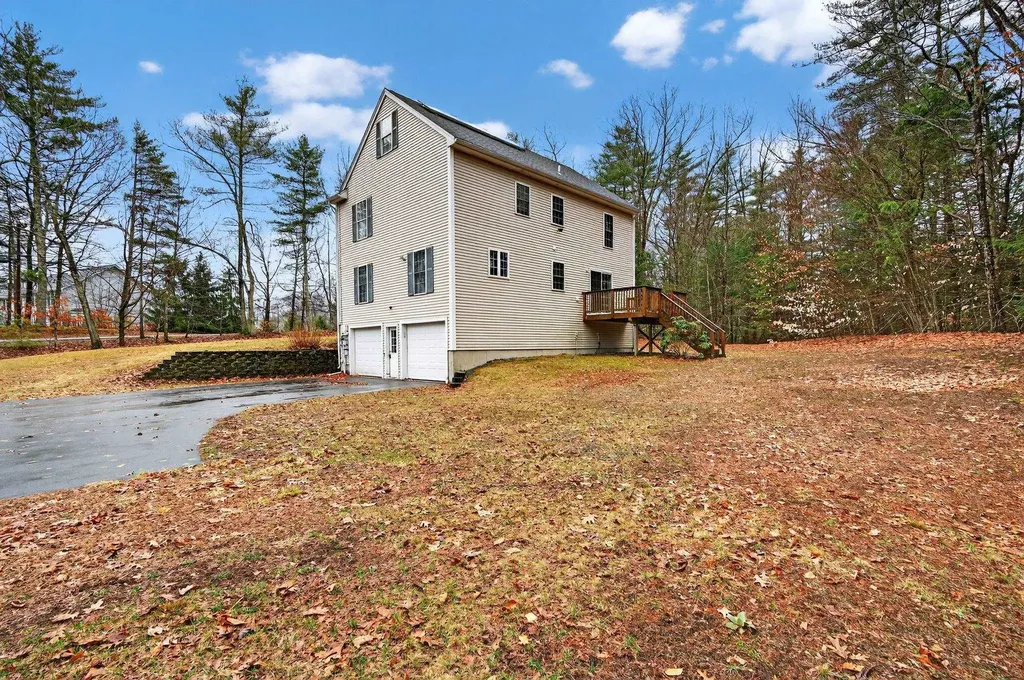 15 Scribner Road Fremont NH 03044