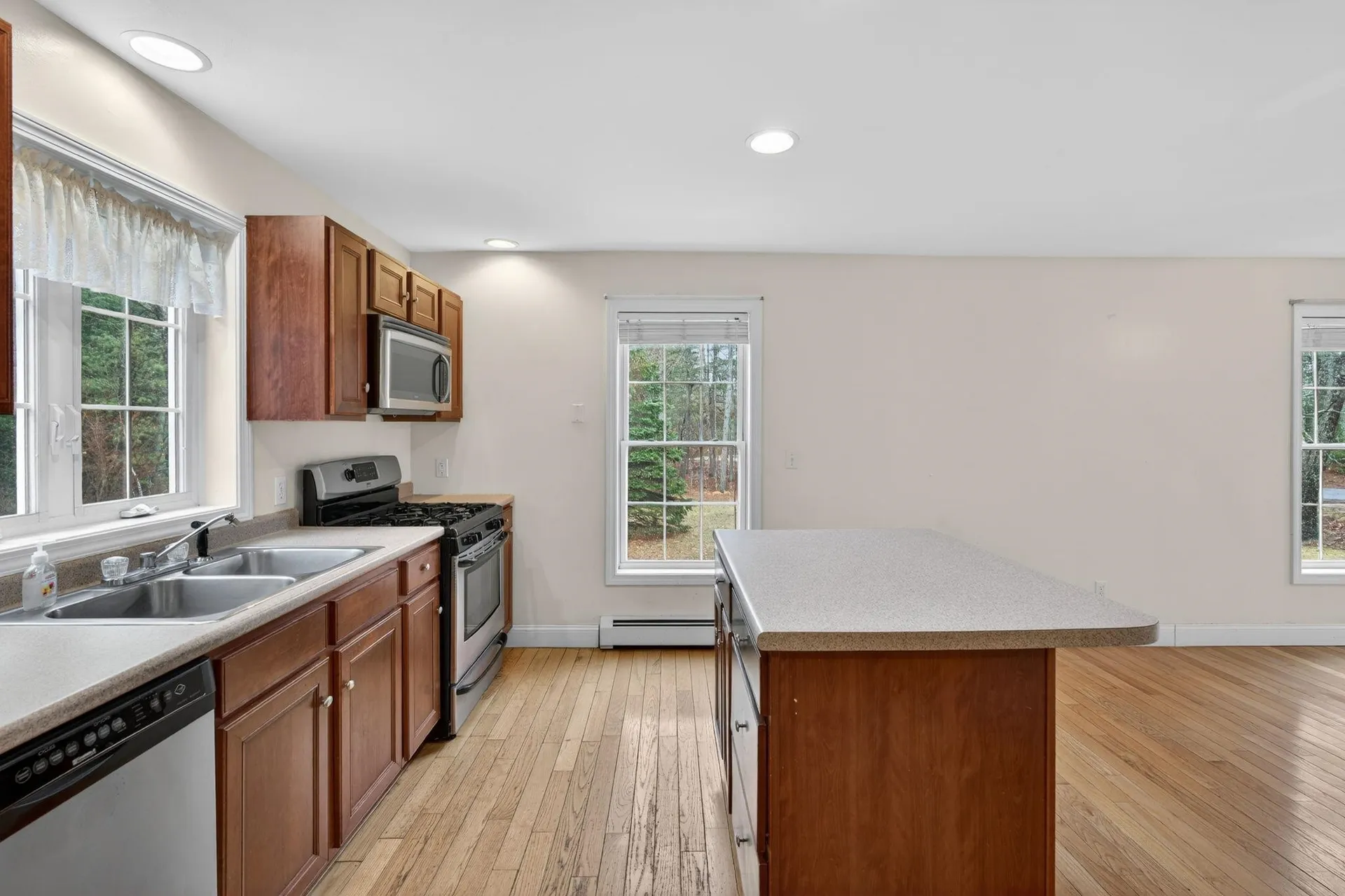 15 Scribner Road Fremont NH 03044