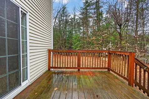 15 Scribner Road Fremont NH 03044