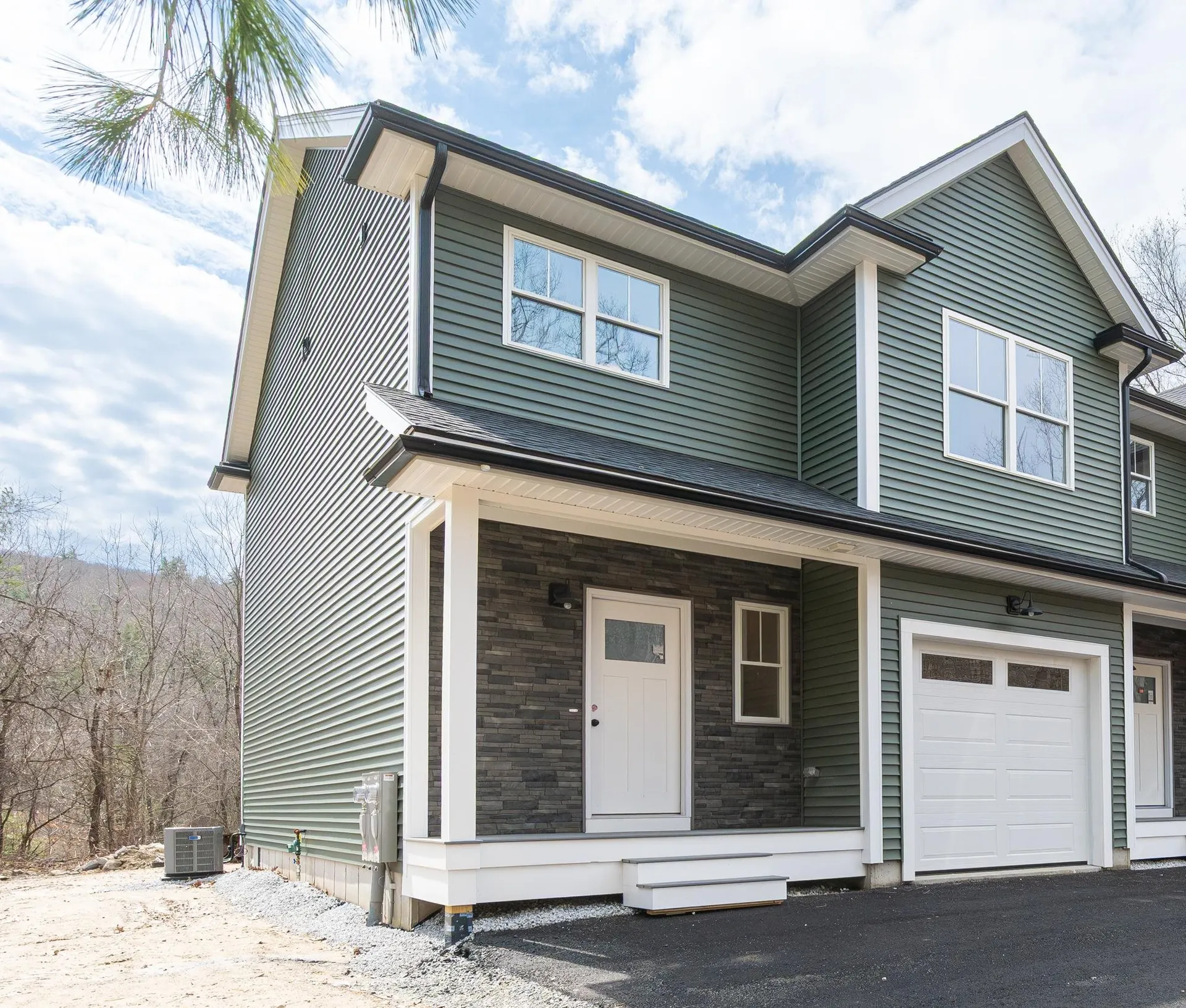 82 Wilton Road Milford NH 03055