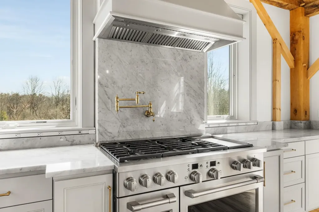 24 Great Bay Road Greenland NH 03840