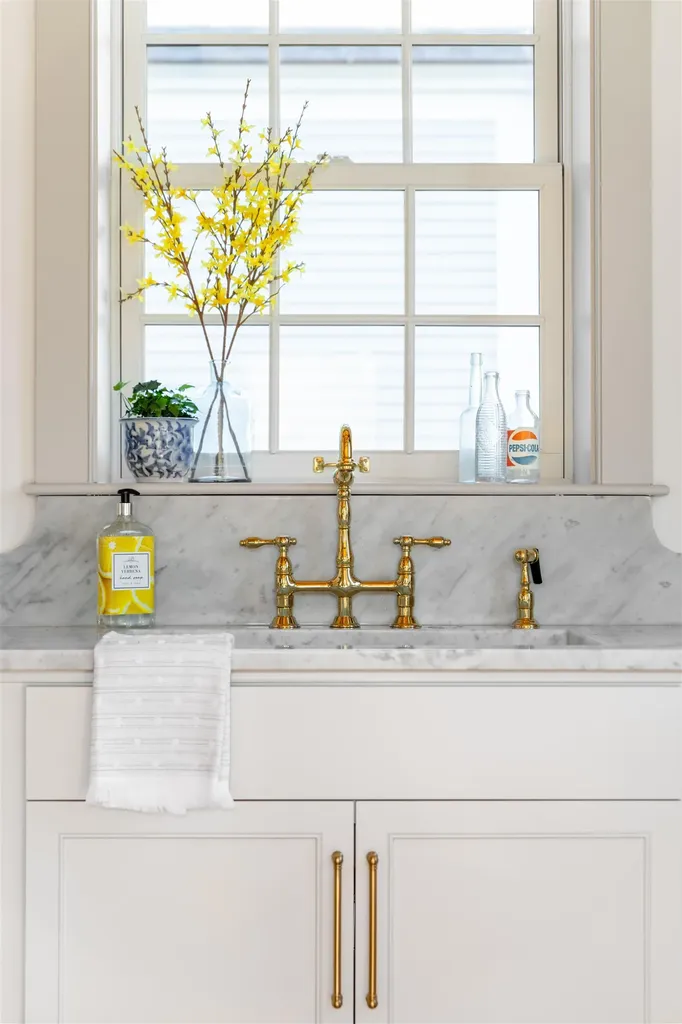 24 Great Bay Road Greenland NH 03840