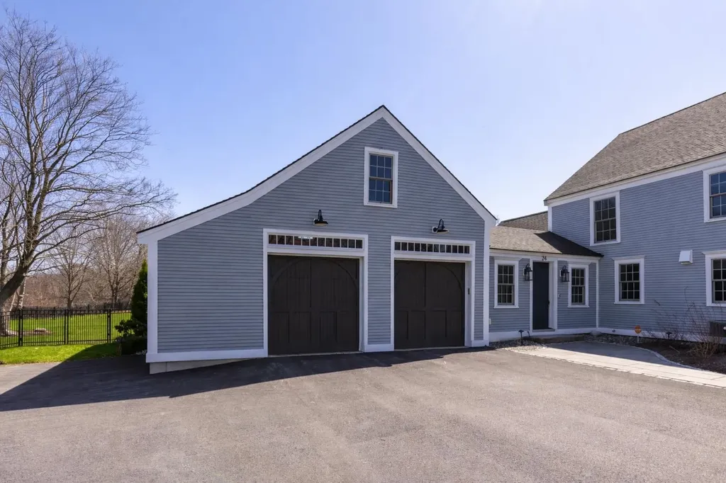 24 Great Bay Road Greenland NH 03840