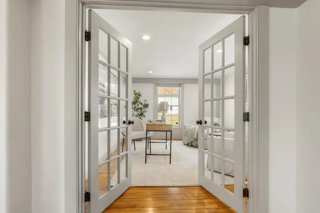 24 Great Bay Road Greenland NH 03840