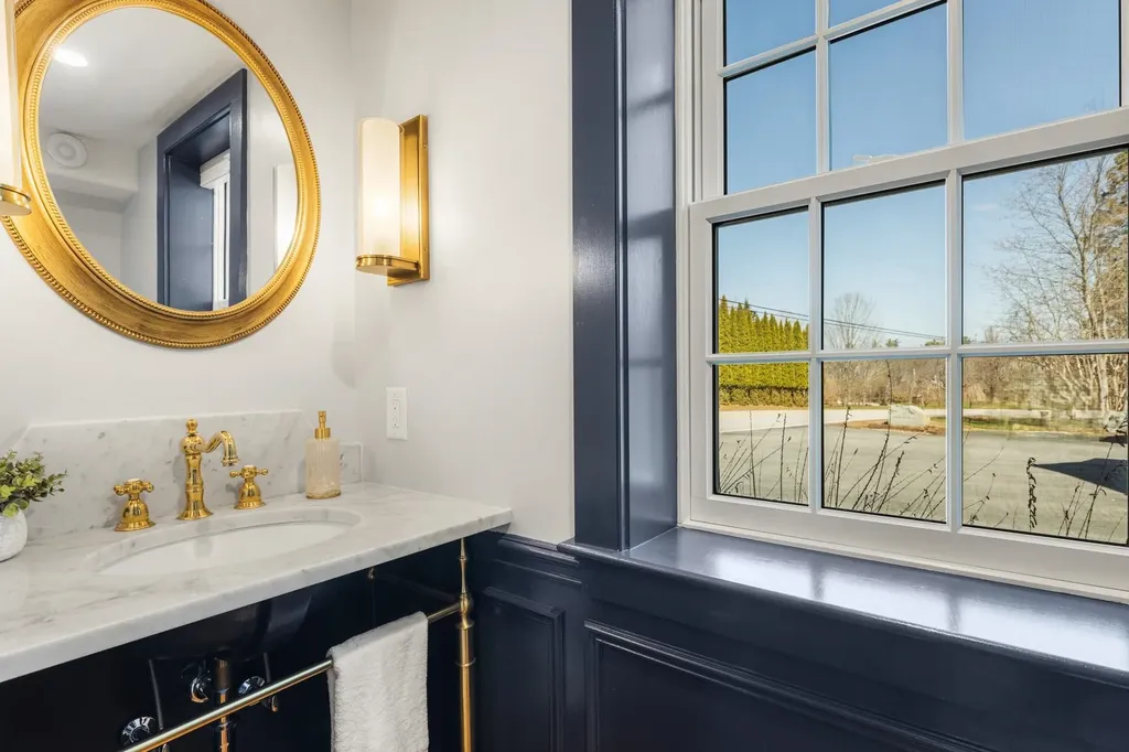 24 Great Bay Road Greenland NH 03840