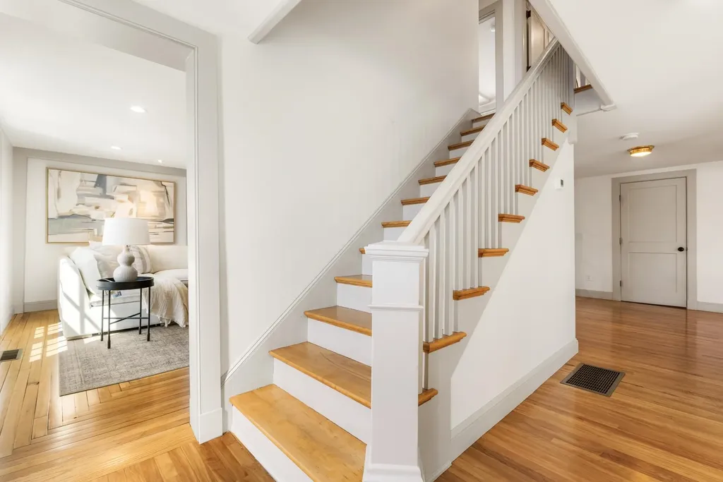 24 Great Bay Road Greenland NH 03840