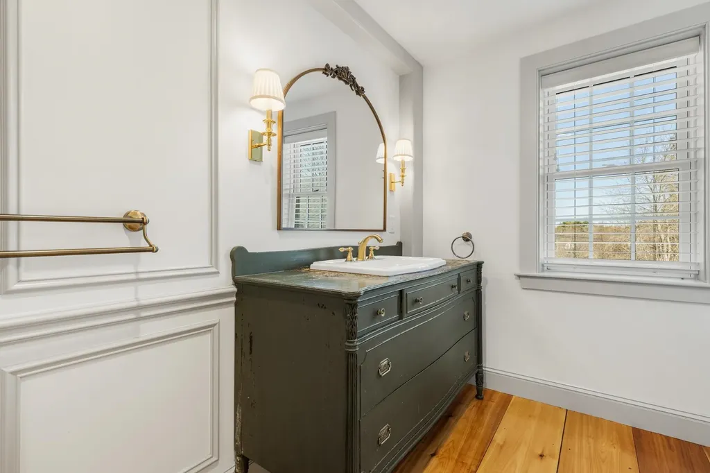 24 Great Bay Road Greenland NH 03840