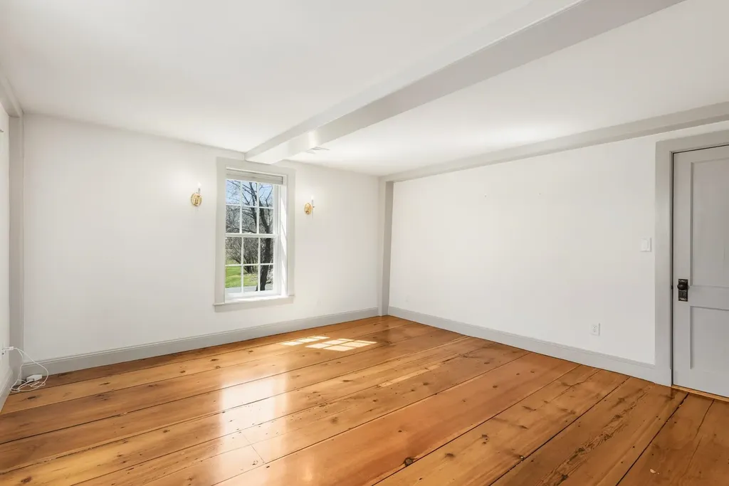 24 Great Bay Road Greenland NH 03840