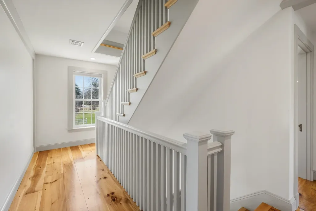 24 Great Bay Road Greenland NH 03840