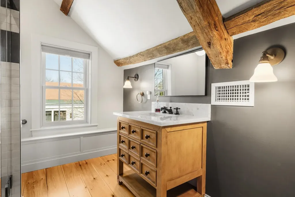 24 Great Bay Road Greenland NH 03840