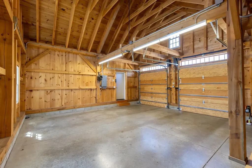 24 Great Bay Road Greenland NH 03840