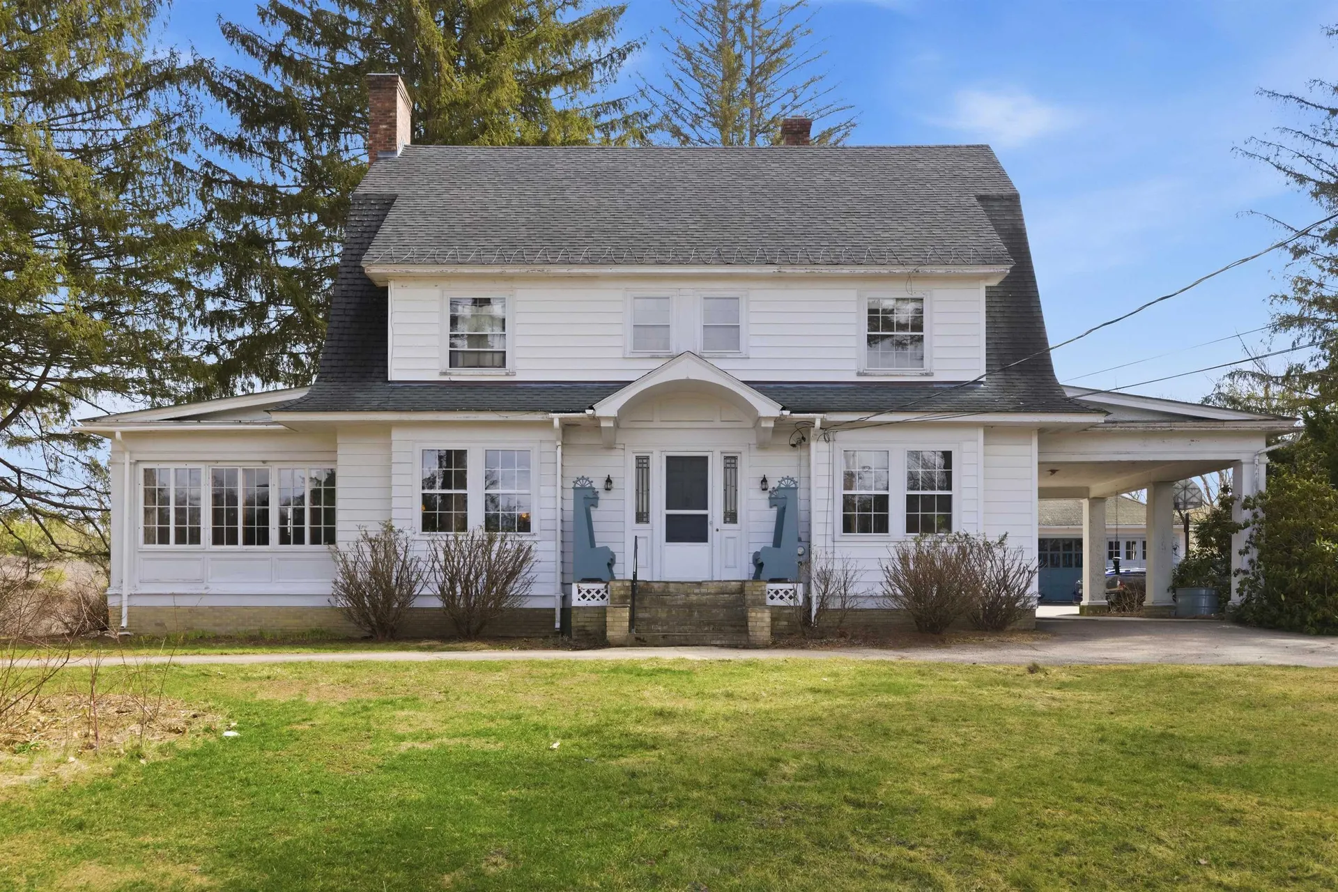 119 School Street Tilton NH 03276