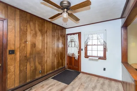 37 Iris Avenue Salem NH 03079