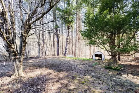 37 Iris Avenue Salem NH 03079