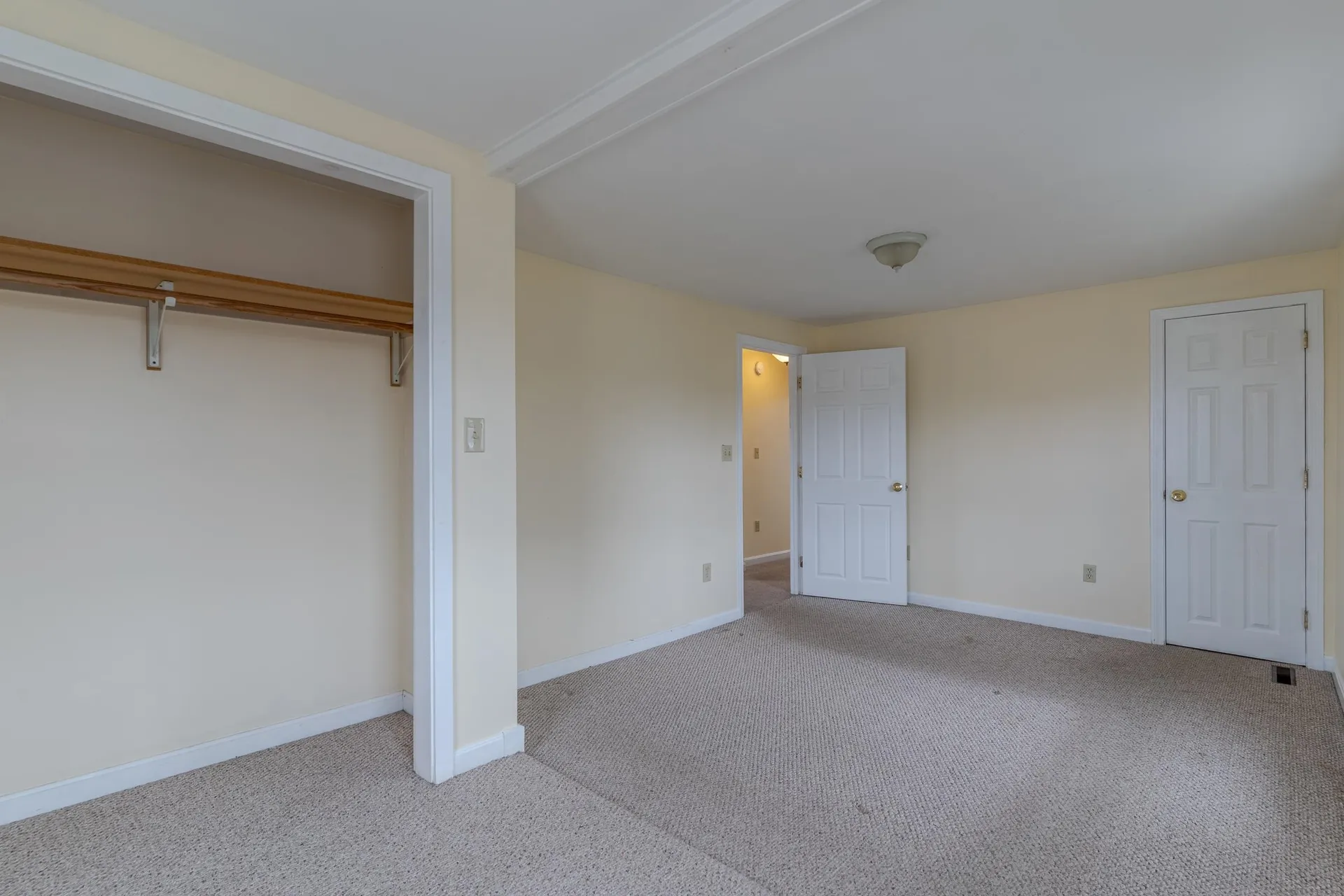 5 Ocean Boulevard North Hampton NH 03862