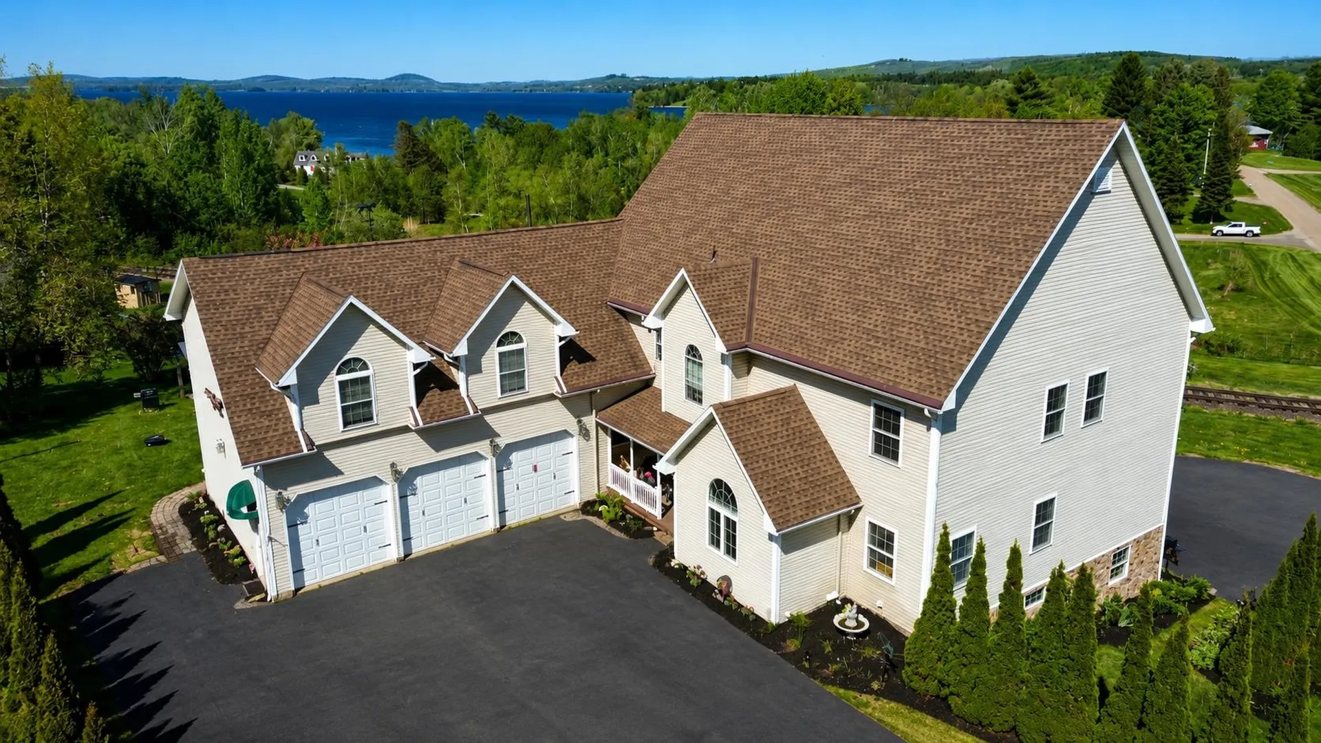 29 Campbell Road Newport City VT 05855