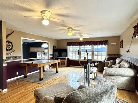 29 Campbell Road Newport City VT 05855