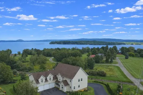 29 Campbell Road Newport City VT 05855