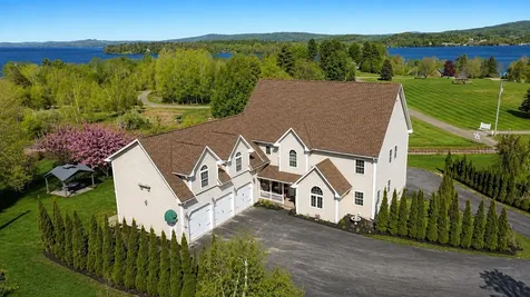29 Campbell Road Newport City VT 05855